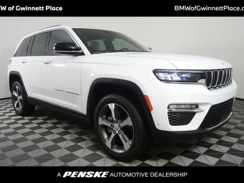 Used 2024 Jeep Grand Cherokee Limited w/ Luxury Tech Group II AWD/4WD image 1