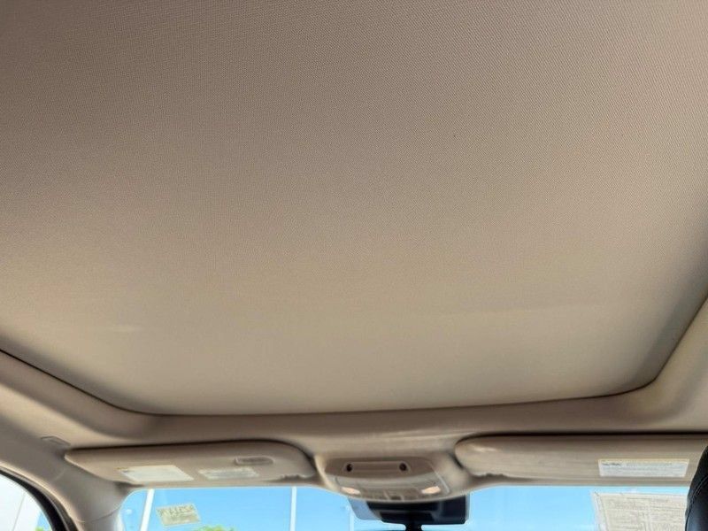 Used 2021 Ford Expedition Platinum AWD/4WD image 16