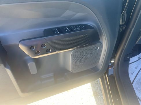 New 2025 Ford Maverick XLT w/ Black Appearance Package image 9