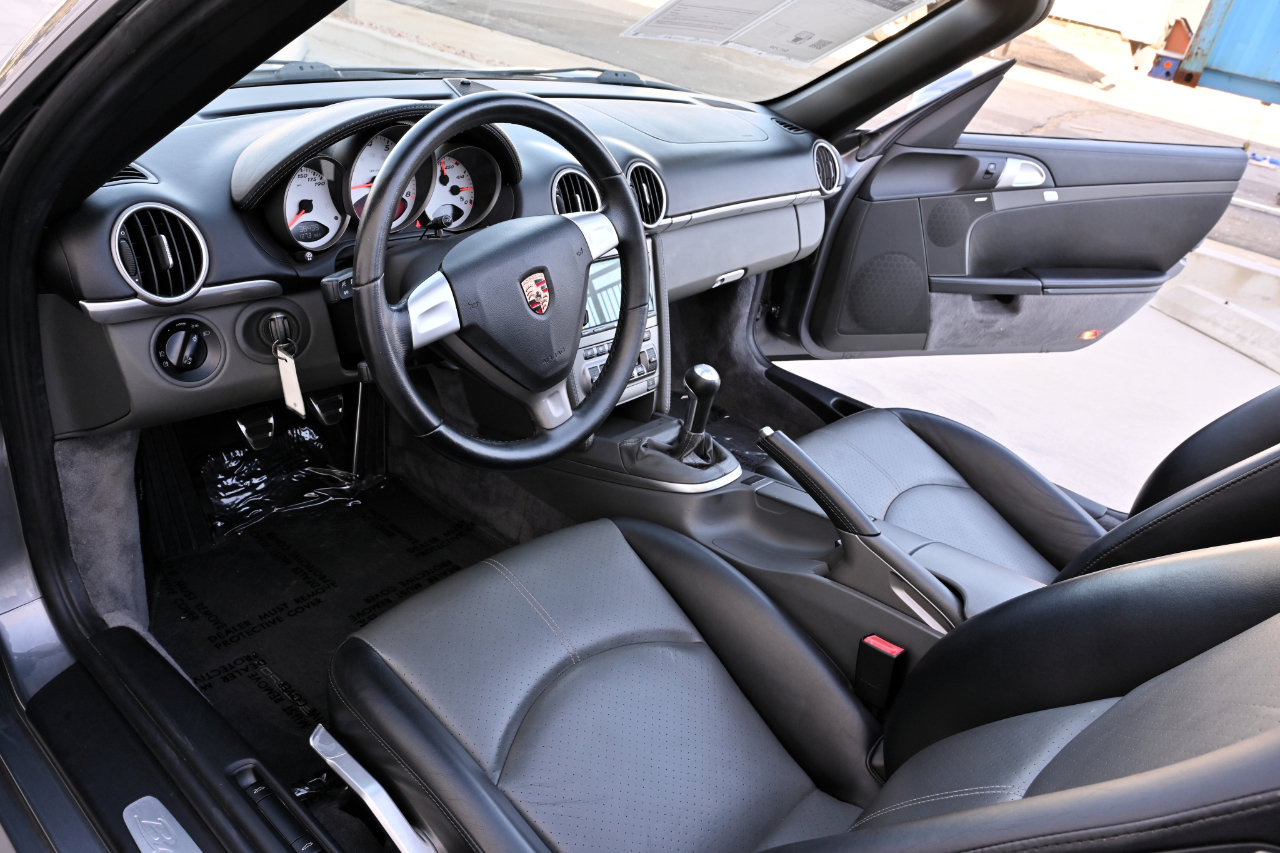 Used 2006 Porsche Boxster S RWD image 13