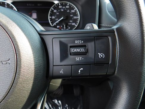 Used 2023 Nissan Rogue S FWD image 21