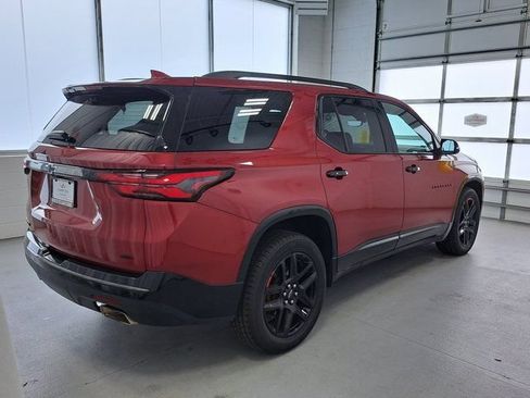 Used 2022 Chevrolet Traverse Premier w/ Redline Edition AWD/4WD image 5