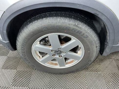 Used 2005 Volvo XC90 2.5T AWD/4WD image 9