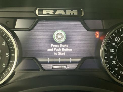 Used 2022 RAM 2500 Laramie AWD/4WD image 12