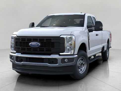 New 2026 Ford F250 XL w/ XL Driver Assist Package AWD/4WD image 2