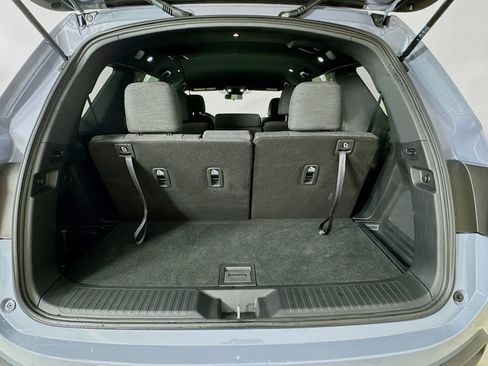 Used 2025 Honda Pilot Sport image 31