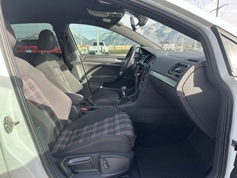 Used 2018 Volkswagen GTI S image 18