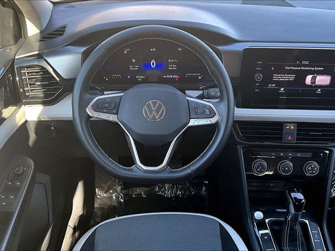 Used 2025 Volkswagen Taos S image 6