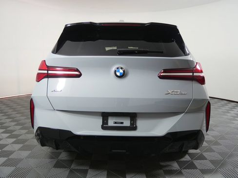 Certified 2025 BMW X3 xDrive30i w/ Premium Package AWD/4WD image 4