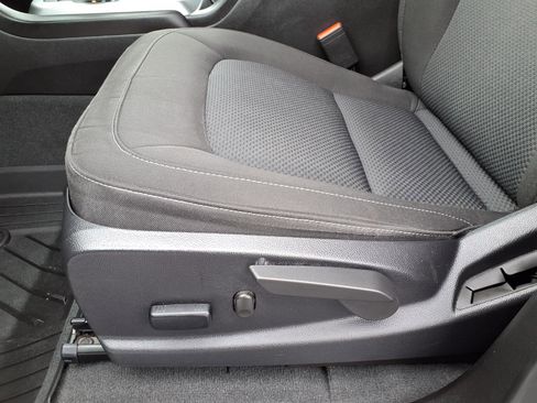 Used 2022 Chevrolet Colorado LT w/ Redline Special Edition image 20