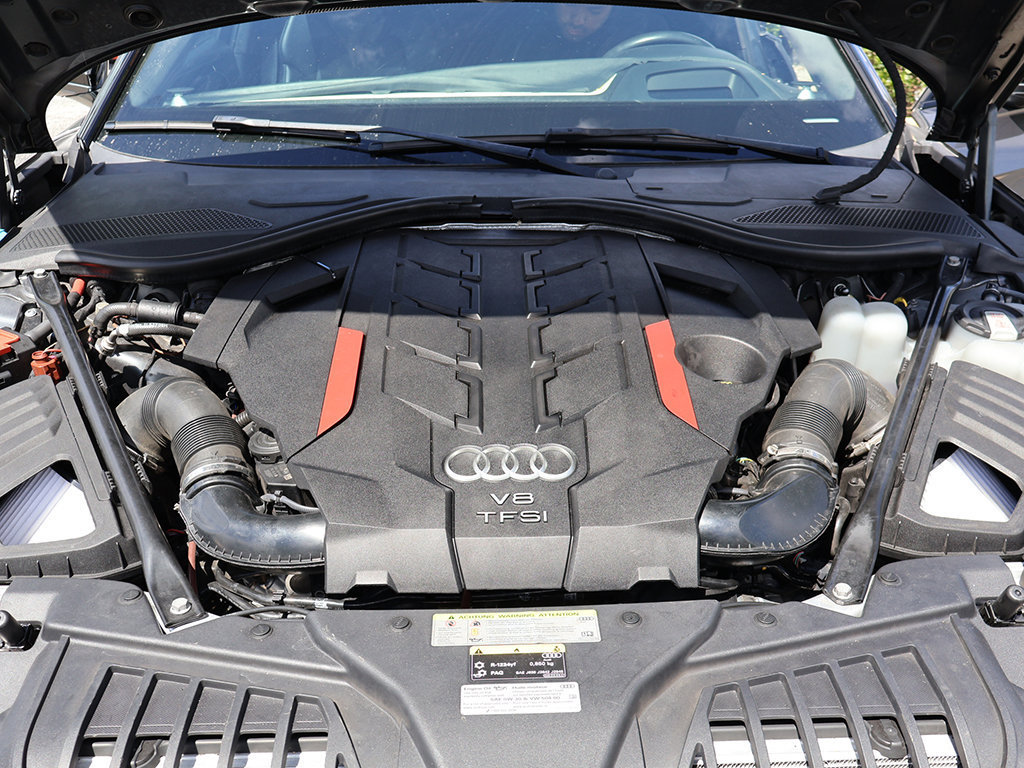 Used 2020 Audi S8 L w/ Full Leather Package AWD/4WD image 25