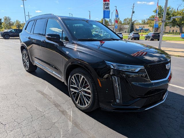 Used 2024 Cadillac XT6 Sport w/ Platinum Package AWD/4WD image 7