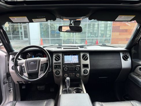 Used 2017 Ford Expedition EL Limited w/ Equipment Group 301A AWD/4WD image 12