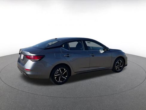 Used 2025 Nissan Sentra SV FWD image 15