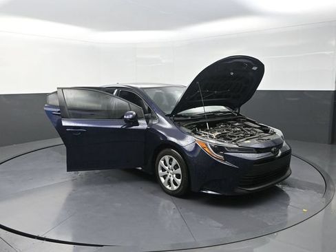 Certified 2024 Toyota Corolla LE FWD image 39