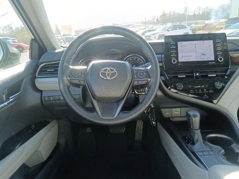 Used 2023 Toyota Camry SE image 27