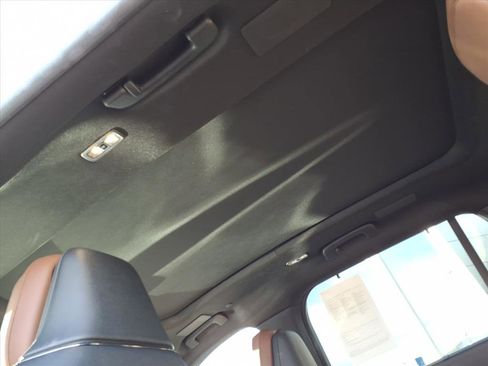 Certified 2023 Lincoln Aviator Reserve w/ Equipment Group 201A image 9