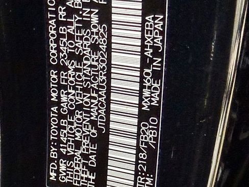 Used 2024 Toyota Prius LE image 42