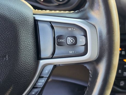Used 2023 RAM 1500 Big Horn AWD/4WD image 18