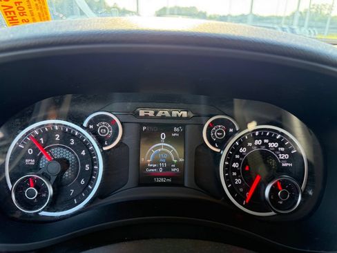 Used 2025 RAM 2500 Big Horn AWD/4WD image 12