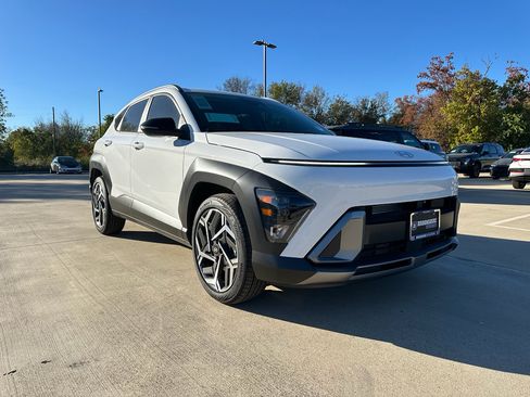 New 2026 Hyundai Kona SEL Premium image 3