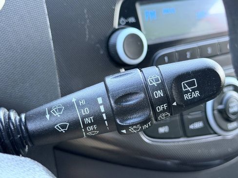 Used 2014 Chevrolet Spark LS FWD image 26