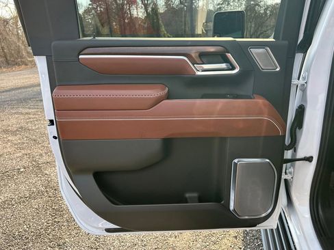 New 2026 GMC Sierra 2500 Denali Ultimate image 22