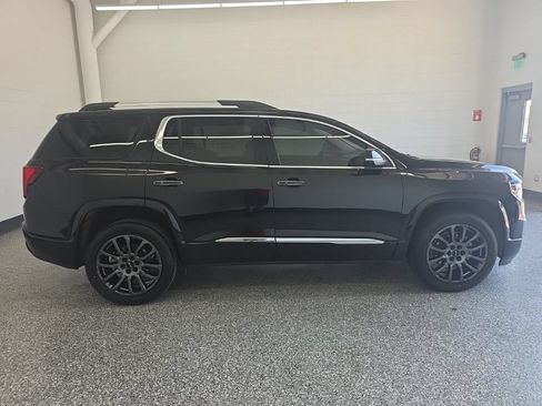 Used 2023 GMC Acadia Denali w/ Black Diamond Edition FWD image 6