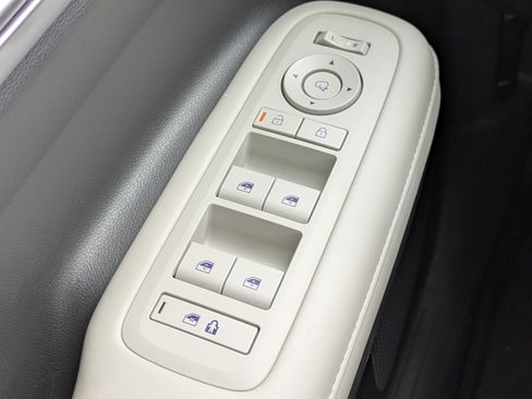 Used 2024 Hyundai Santa Fe Calligraphy AWD/4WD image 22