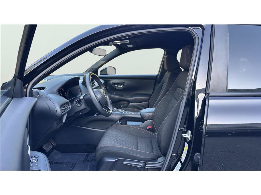 Used 2024 Honda HR-V Sport image 10