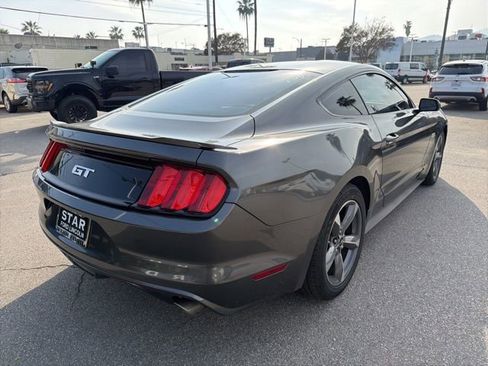 Used 2015 Ford Mustang GT image 7