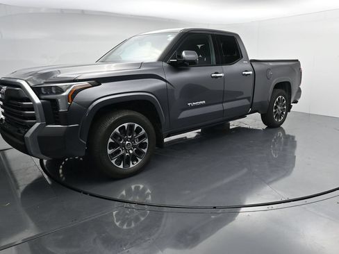 Used 2022 Toyota Tundra Limited AWD/4WD image 4