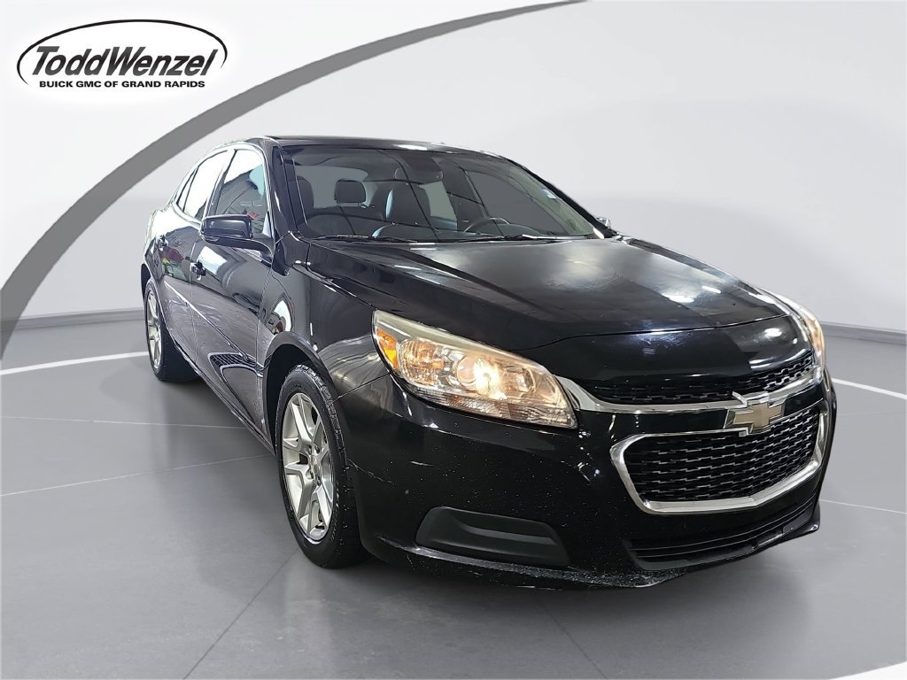Used 2016 Chevrolet Malibu LT w/ Power Convenience Package FWD image 1