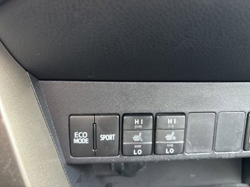 Used 2015 Toyota RAV4 Limited image 11