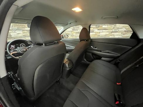 Used 2023 Hyundai Elantra SEL w/ Convenience Package FWD image 46