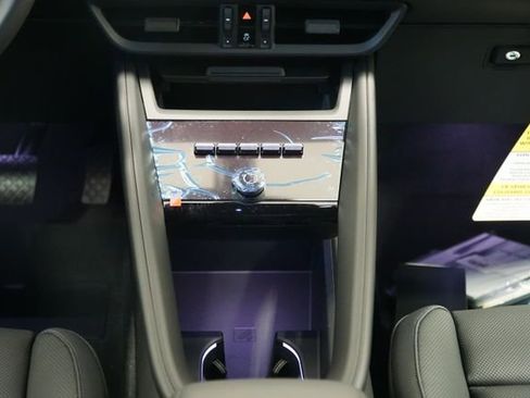 New 2026 Porsche Macan 4 Electric image 20