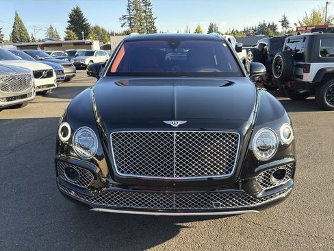 Used 2017 Bentley Bentayga AWD/4WD image 15