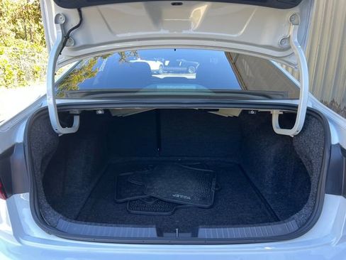 Used 2021 Volkswagen Jetta SE image 26