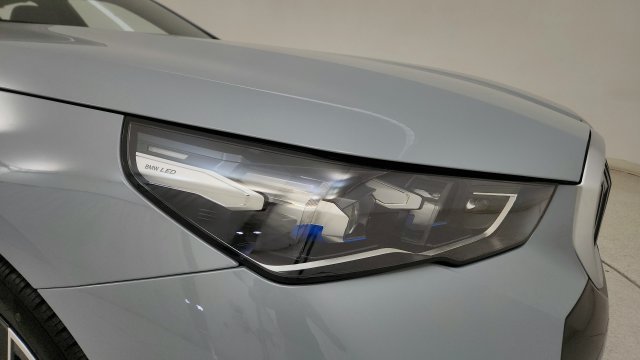 Used 2026 BMW i5 eDrive40 RWD image 23