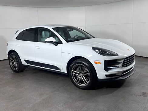 Certified 2020 Porsche Macan S AWD/4WD image 8