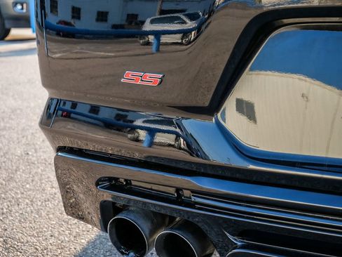 Used 2023 Chevrolet Camaro SS RWD image 10