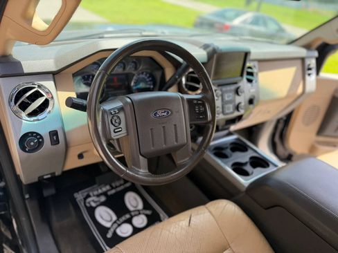 Used 2013 Ford F250 Lariat AWD/4WD image 11