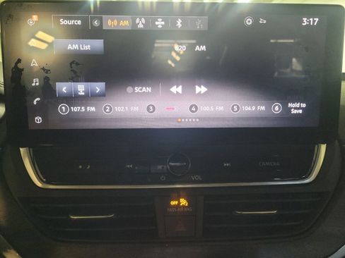 Used 2023 Nissan Altima 2.5 SL FWD image 25