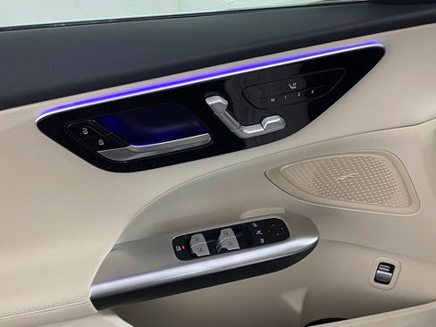 Certified 2025 Mercedes-Benz C 300 4MATIC Sedan image 23