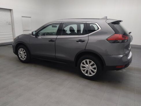 Used 2017 Nissan Rogue S AWD/4WD image 3