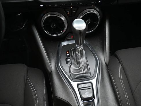 Used 2022 Chevrolet Camaro LT image 15