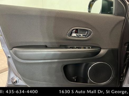 Used 2019 Honda HR-V EX image 14