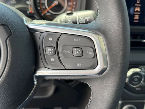 New 2026 Jeep Wrangler Sahara AWD/4WD image 21