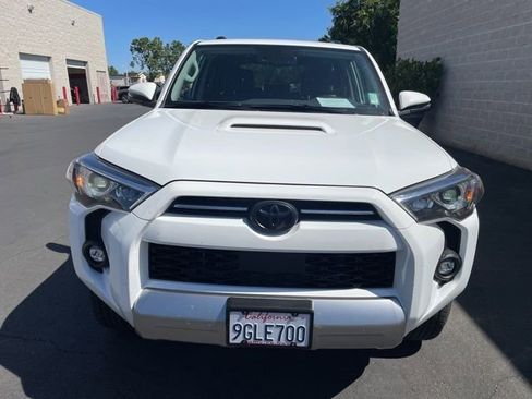Used 2023 Toyota 4Runner TRD Off-Road Premium w/ Moonroof Package AWD/4WD image 2