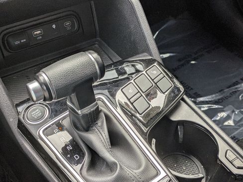 Used 2023 Kia Sportage EX image 16